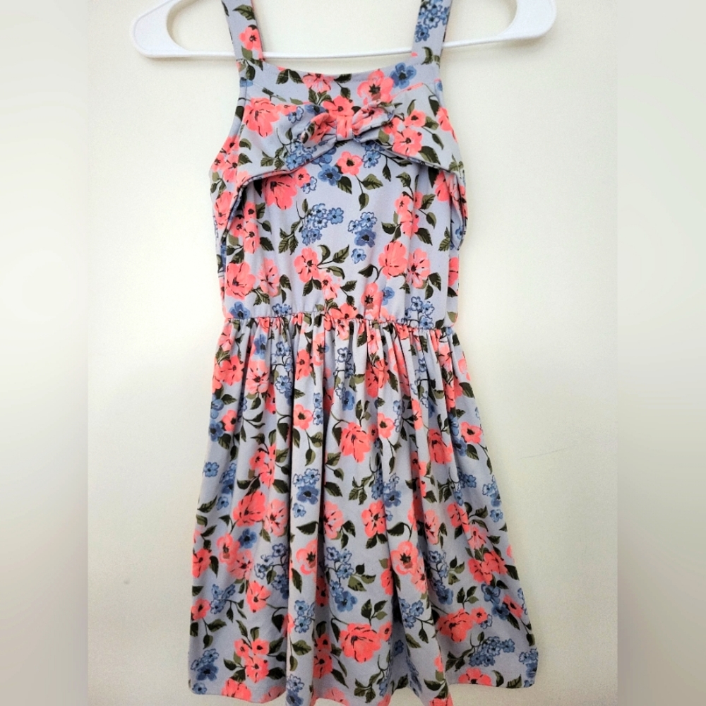 Girls size 10 dress willing to bundle!